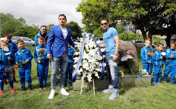 От Левски поднесоха цветя за годишнината на клуба