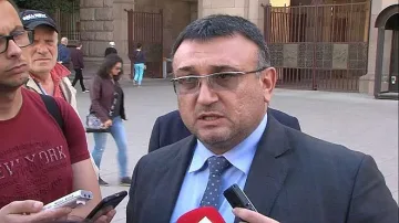 Младенов: Не вкарвайте МВР в скандали!