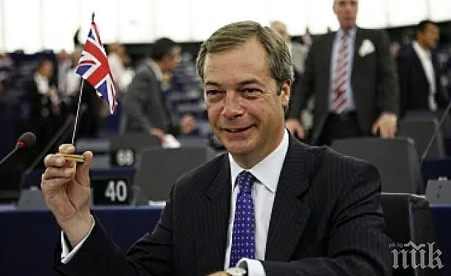 Найджъл Фараж взел 450 000 лири от бизнесмен