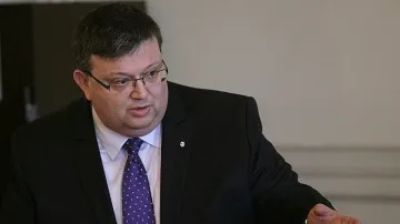 Цацаров: Нямам какво да крия