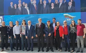 Централният лъч на ДПС на кафе при Доган