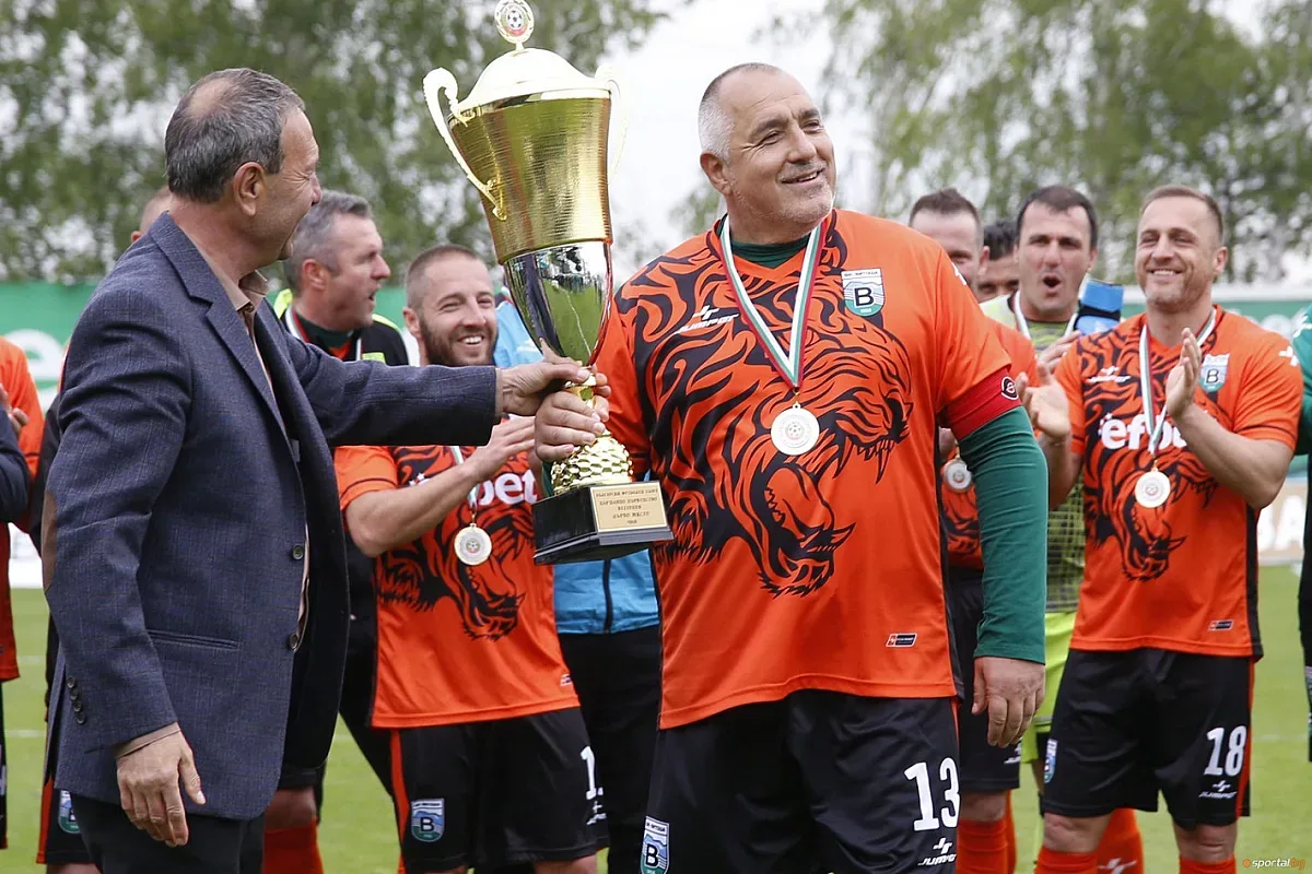 Витоша (Бистрица) с четвърта поредна титла при ветераните