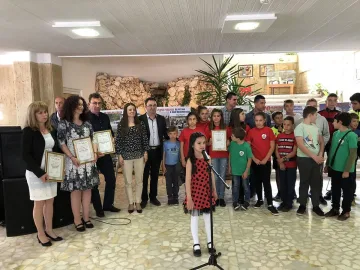 Отличниците на Ивайловград: Ние сме бъдещето