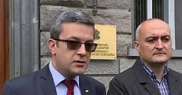 ГЕРБ с жалба срещу Радев за участие в изборите