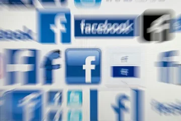 Фейсбук маха акаунти с фалшиви новини за евровота