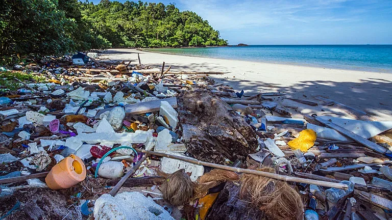 180 държави с план срещу  пластмасите