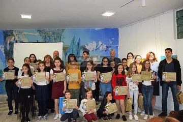 Наградиха победителите в конкурса „Родопски багри”