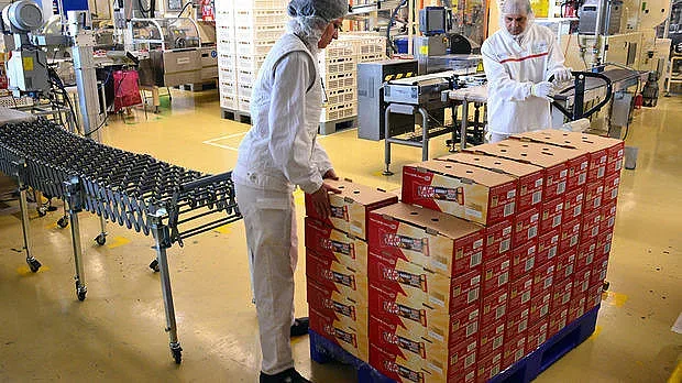 Дончев: Пуснете най-накрая децата във фабриките