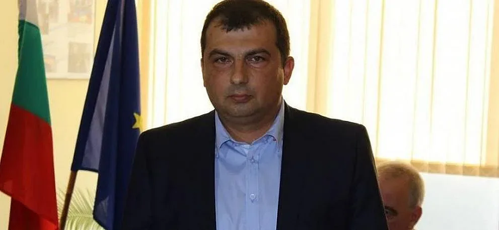 Прекратяват правомощията на кмета на Септември