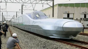 Нов японски влак-стрела ще се движи с 360 км/ч