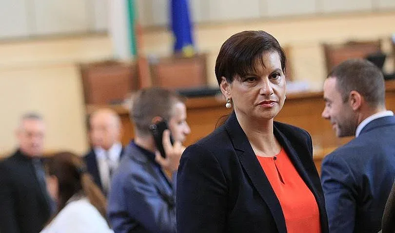 Дариткова: Формираме ново политическо поведение