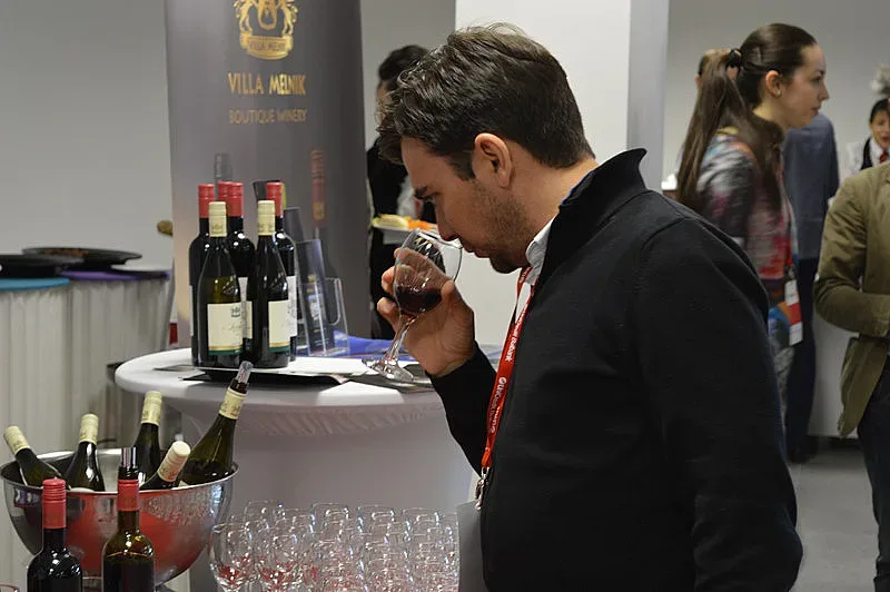 Чакаме винени Оскари от Швейцария