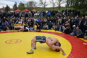 Пехливанин от Казанлък спечели коча