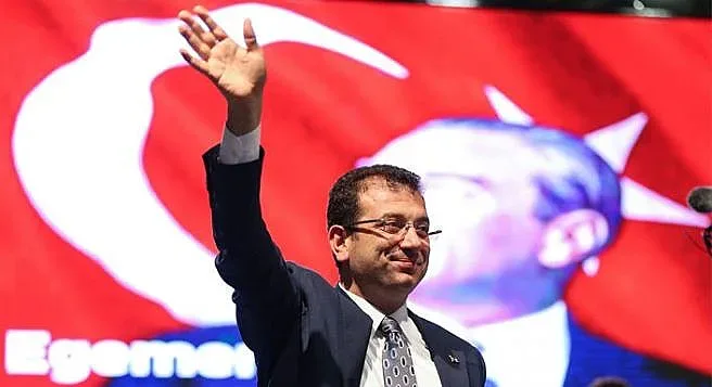 Победилият нов кмет на Истанбул: Няма да отстъпя!