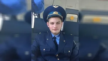 Млад стюард загина, спасявайки пътници от горящия суперджет