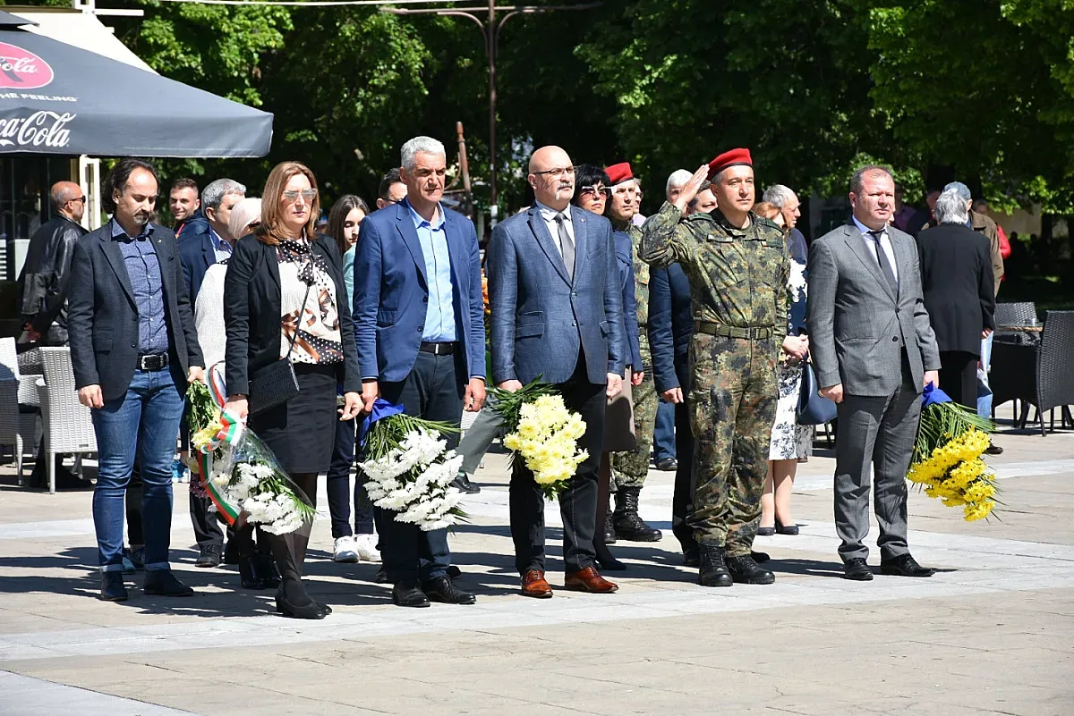 Благоевградчани почетоха Гоце Делчев