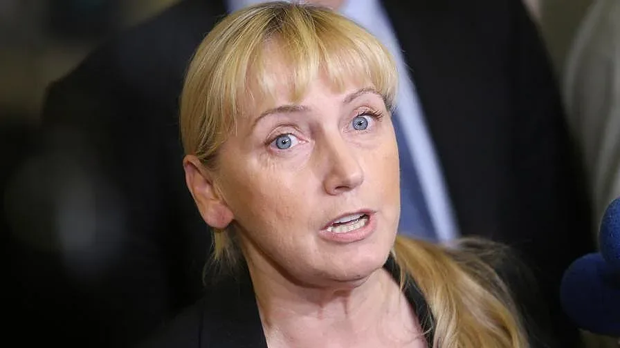 Делян Пеевски лично поканил Елена Йончева в евролистата на ДПС