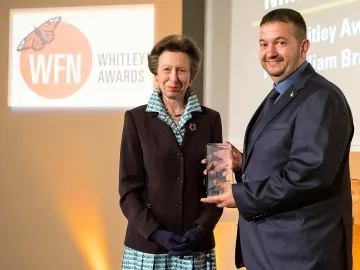 Принцеса Анна връчи "Зелен Оскар" на наш доктор