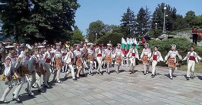 Първомайско надиграване в Кърджали