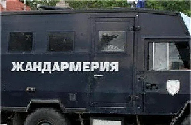 Брусарци под полицейска блокада