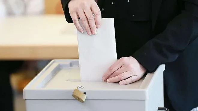 В Испания избират парламент