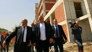 Дават 7,5 млн. лв. на УНСС във вторник