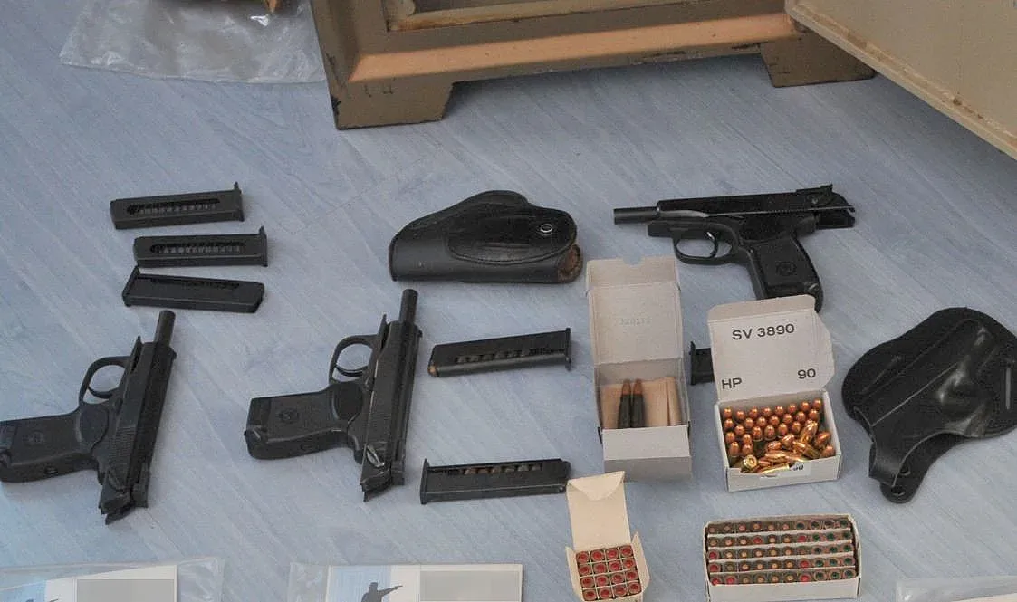 Ще искат разрешения за газови и бутафорни оръжия