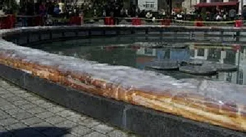 Община Пловдив посреща Великден с огромен козунак