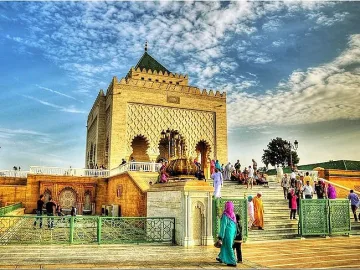 Забранено за гейове