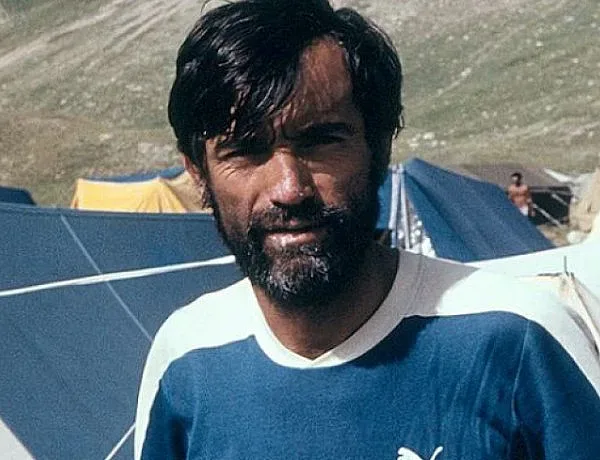 Христо Проданов изкачи Еверест преди 35 години