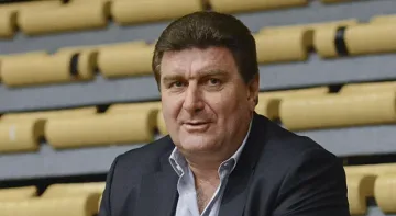 Златев поема контрола на "Лукойл" и  "Нефтохим"