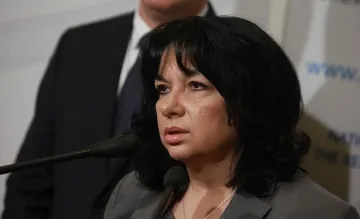 Петкова: Цената на тока е предизборен трик