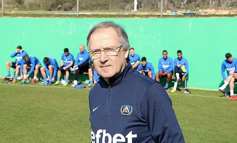 Дерменджиев: Оставете съдиите на мира