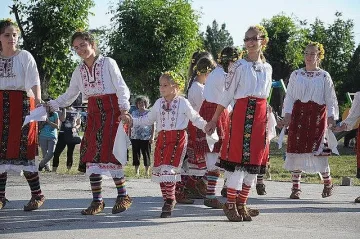 Върбовите клонки от Цветница гонят болести