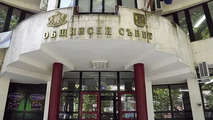 Втори общинар напуска местния парламент в Силистра