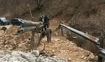 Разрушен мост откъсна село от света