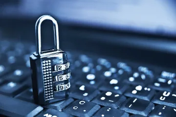 Махат до час от интернет терористично съдържание