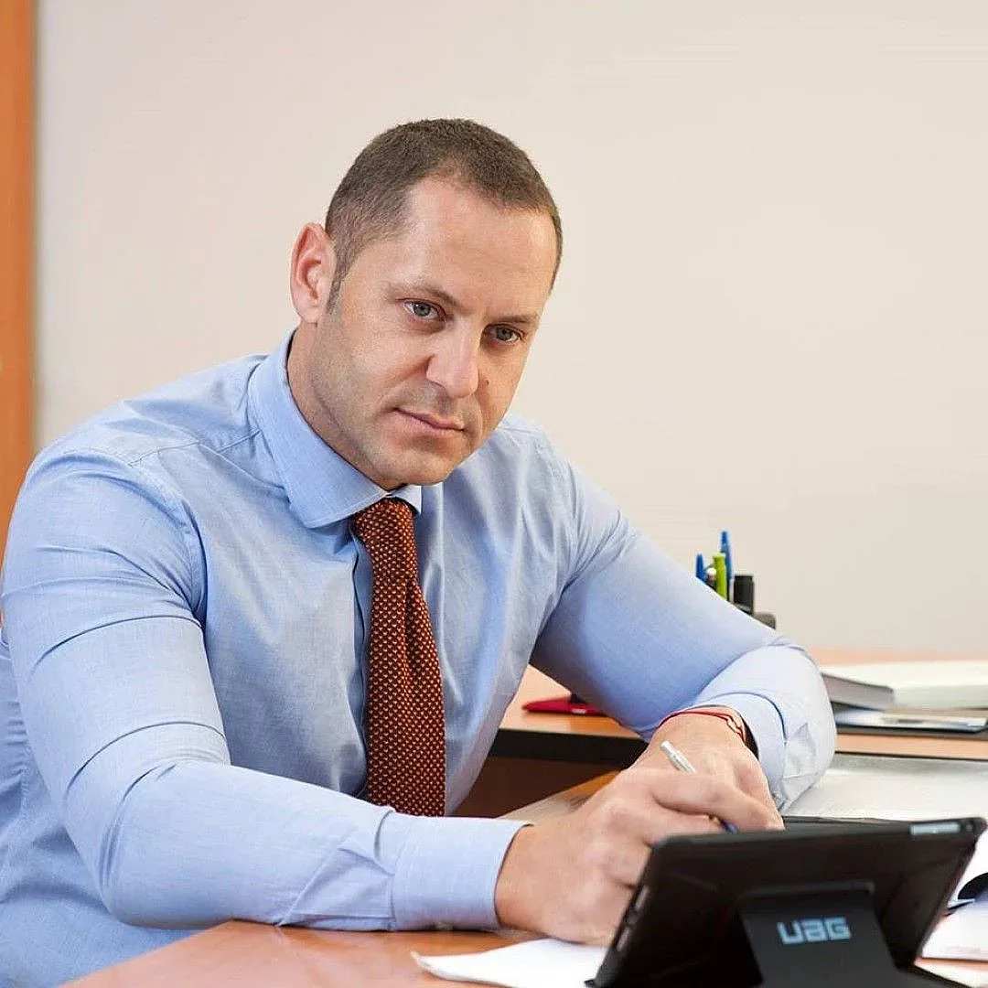 Манолев: Ловът на вещици е плашещ