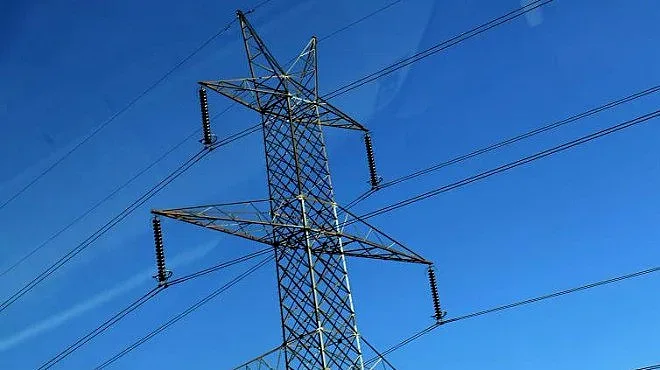 ЧЕЗ иска 50% повишение на нощната тарифа