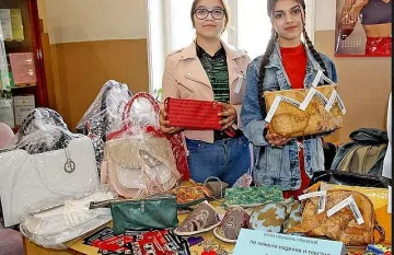 Пловдивска гимназия събира пари за "Нотр Дам"