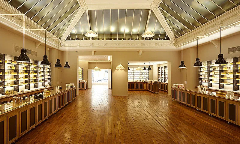 Вкараха историята на парфюма в нов музей в Париж