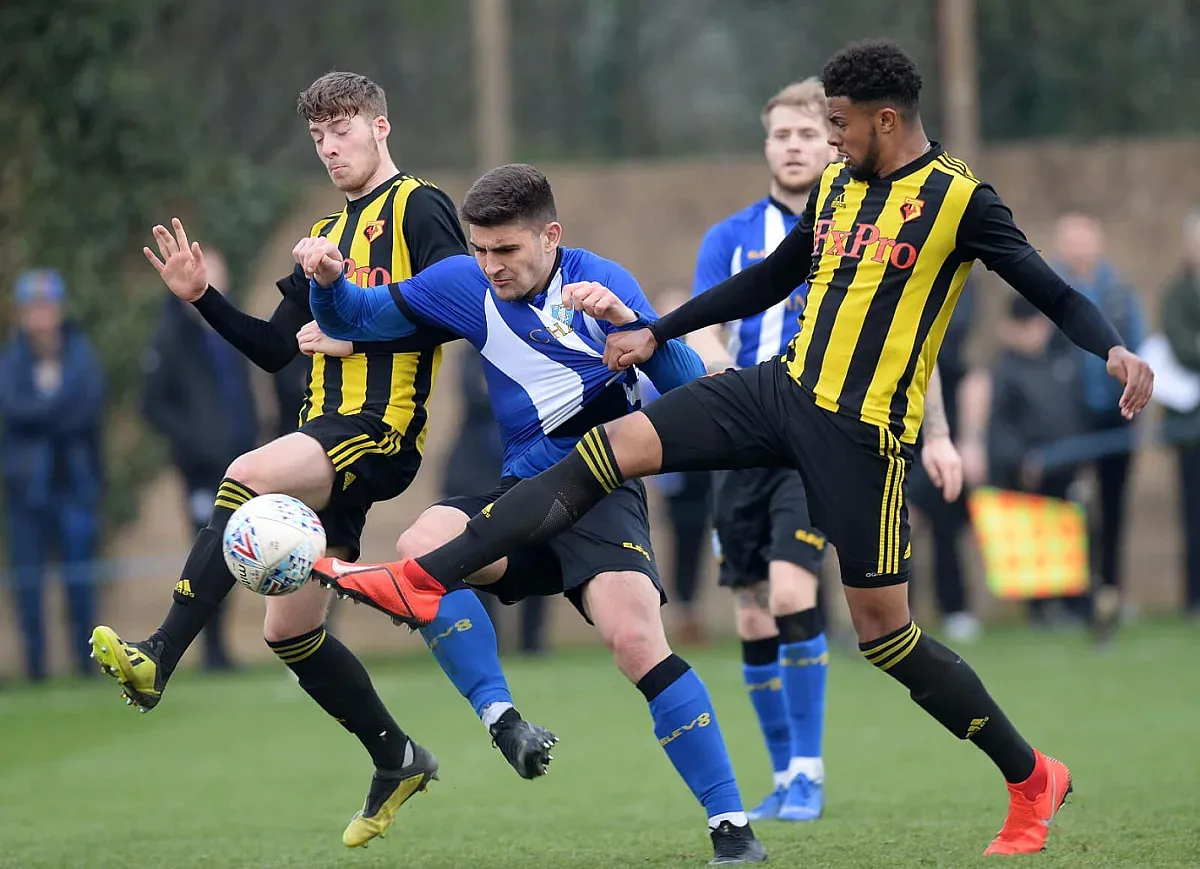 Преслав Боруков с 2 гола и греда в Англия