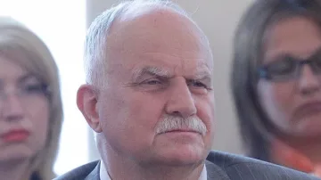 Филчев: Костов е преписвал пасажи от мои статии