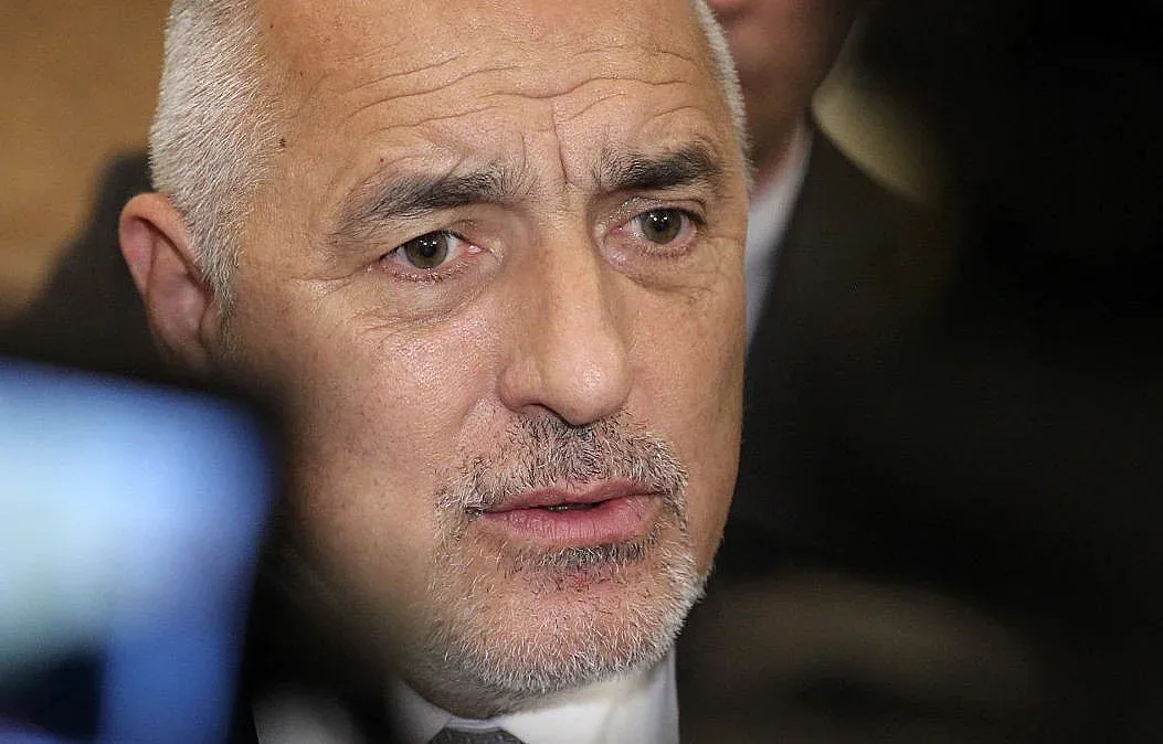 Борисов: Мислите ми са с всички французи