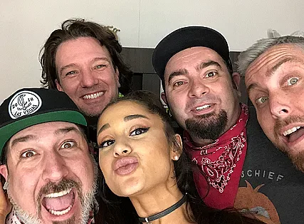 Ариана Гранде завладя Coachella