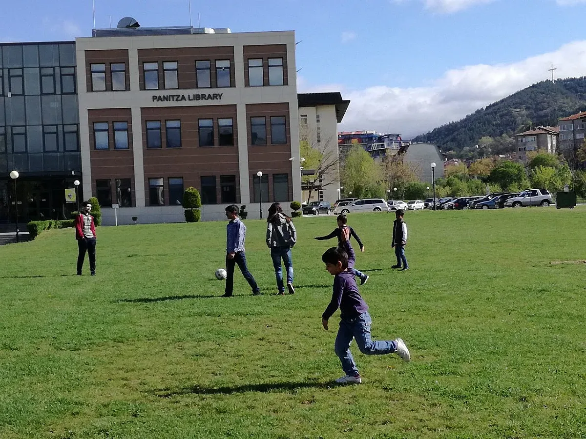 Деца от ЦНСТ участваха в спортен празник „Пролетни игри“