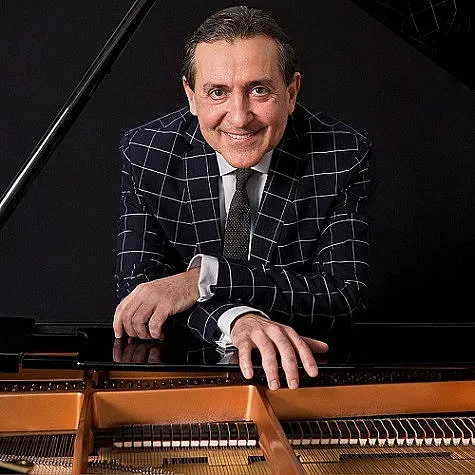 Виола на 300 години звучи в албум на БГ виртуози