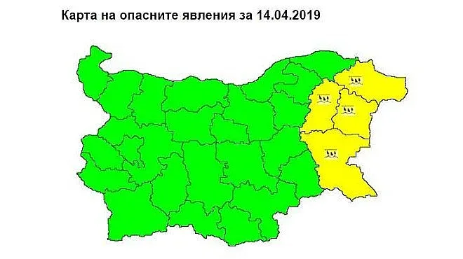 Проливните дъждове превземат Източна България