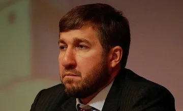 Приказни богатства и апартаменти в руската Дума