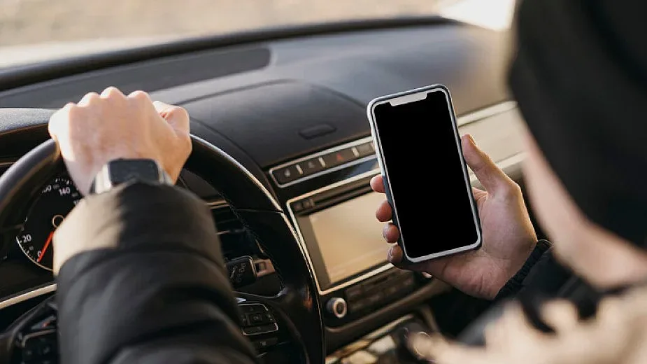 Нова тесла за шофьорите. Няма прошка за мобилните телефони